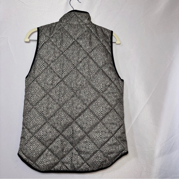 J. Crew Factory Womens Black and White Herringbone Quilted Puffer Vest Size XS - Picture 4 of 9